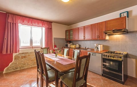Dining room 1