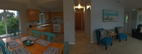 Kitchen and Dining room open floor plan