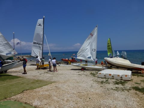 Beach nearby, sun loungers