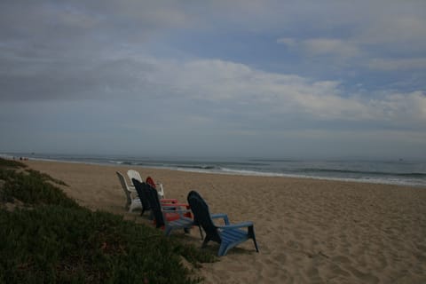 Beach | Beach nearby, beach towels