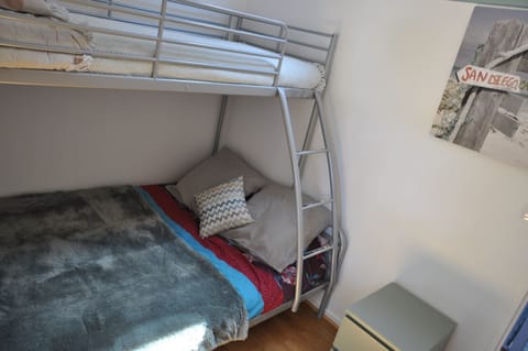 2 bedrooms, iron/ironing board