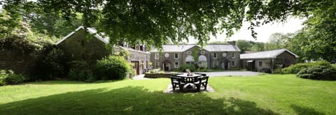 Beautiful courtyard setting