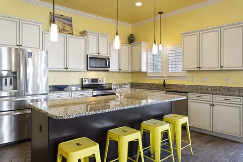 Beach Basket Kitchen