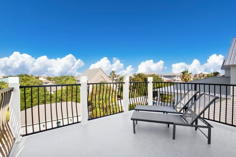 So Much Good Balcony Alt