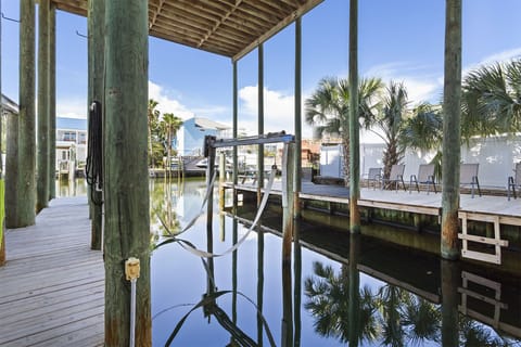 22-Magnolia-Dreams-Boat-Slip