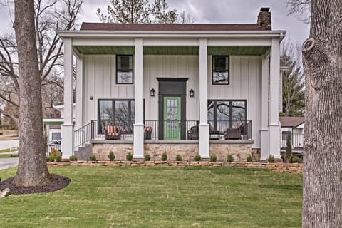 Branson Vacation Rental | 4BR | 4BA | 2,000 Sq Ft | Step-Free Access