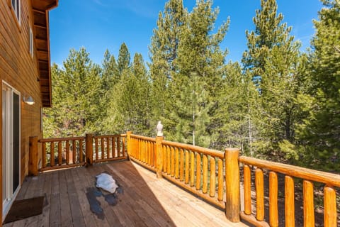 View from the back deck-quiet and secluded