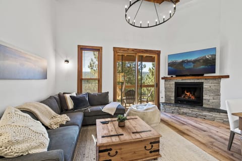 Welcome to 5090 Gold Bend