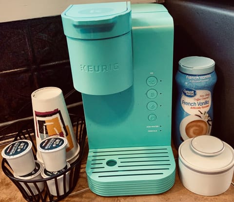 Keurig K-Mini Coffee Maker Single Serve K-Cup Pod Coffee Brewer