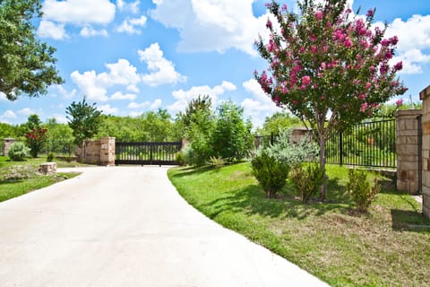 Welcome to Copperfield Suites and Rentals
4 Townhomes available.