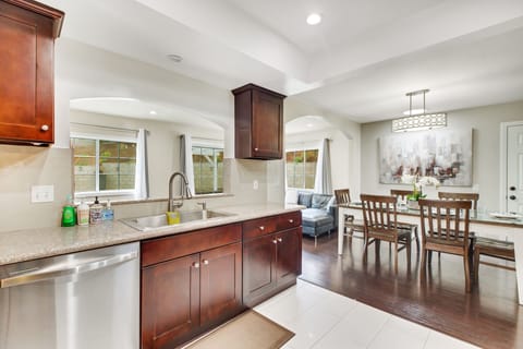Nice kitchen, dining and entertainment area layout.