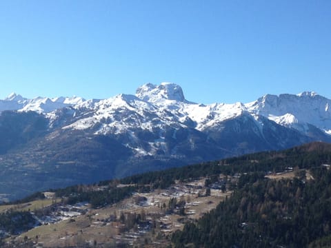 Beautiful Barcelonette studio, beautiful view of the mountains Apartment in Barcelonnette