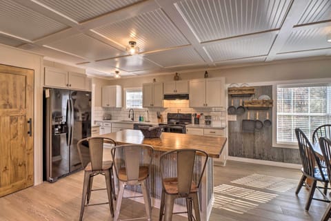 Well-Equipped Kitchen