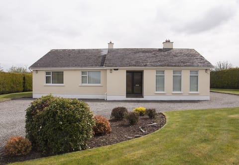 Eagle View Holiday Home, Moone, Athy, County Kildare