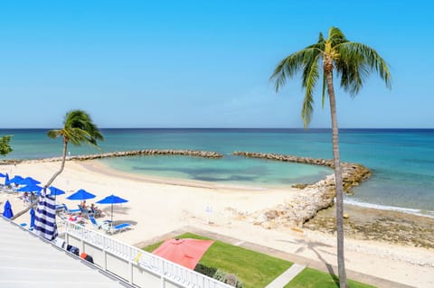 Beach nearby, beach towels