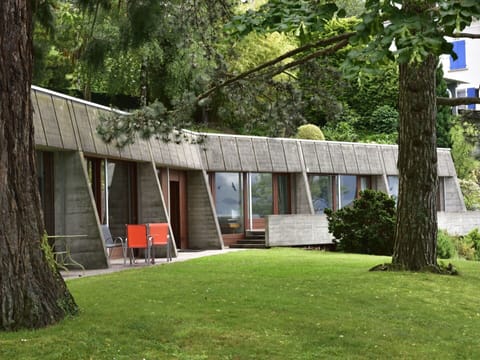 Property, House, Building, Architecture, Tree, Grass, Home, Roof, Cottage, Real Estate