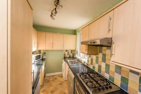 Three bedroom house close to dover ferry and dover priory station House in Dover