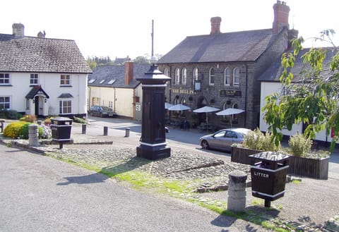 Village Square and Bell Inn