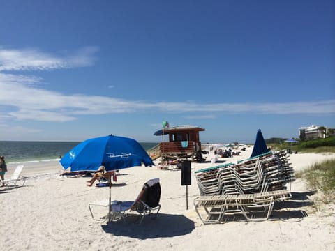 Beach nearby, beach towels