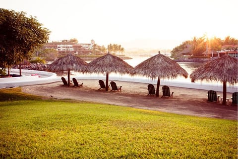 views of the Porto Ixtapa property