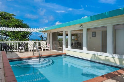 Pristine renovated villa with sea view and exclusive private pool.