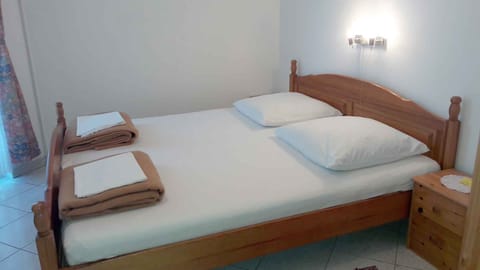 living/bedroom