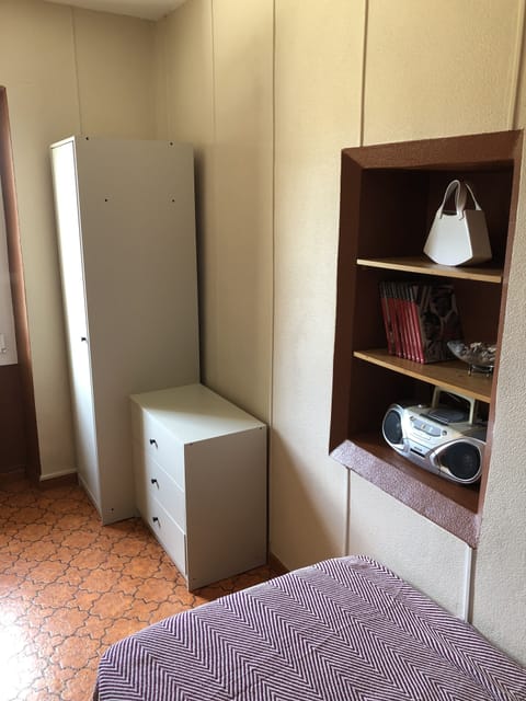 3 bedrooms, iron/ironing board, free WiFi