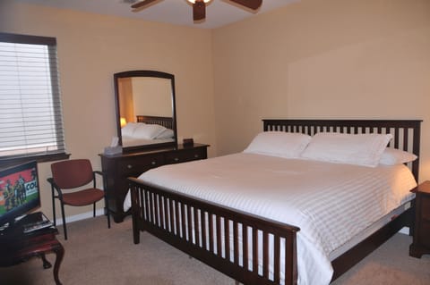 4 bedrooms, premium bedding, iron/ironing board, WiFi