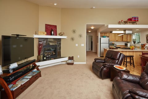 Smart TV, fireplace, video games, DVD player