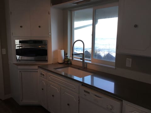 Kitchen updated in Fall of 2018