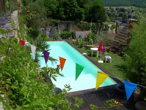 Outdoor pool, an infinity pool