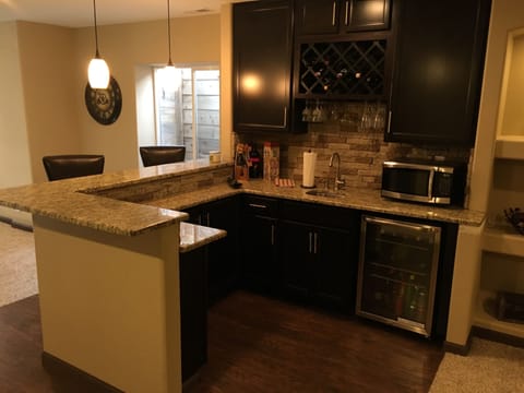 Basement mini-kitchen