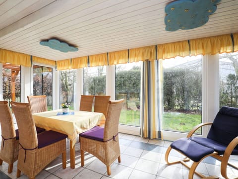 Furniture, Property, Table, Plant, Green, Chair, Shade, Wood, Architecture, Interior Design