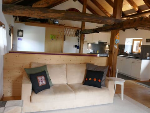 Room, Property, Beam, Furniture, Building, House, Interior Design, Loft, Real Estate, Home