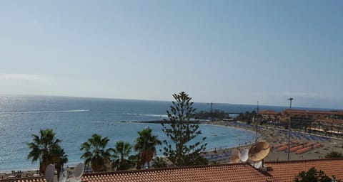 Beach nearby, beach towels