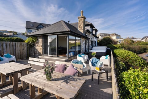 Outside Entertaining.