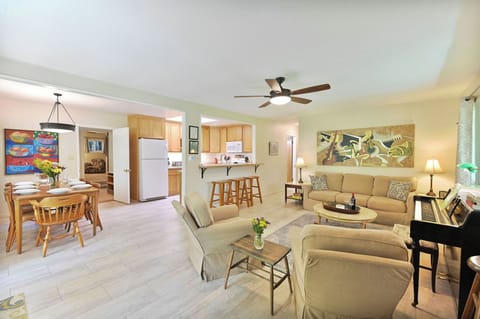 Open floor plan for easy entertaining