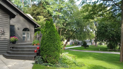 Plenty of outdoor entertaining spaces, with private front and back decks