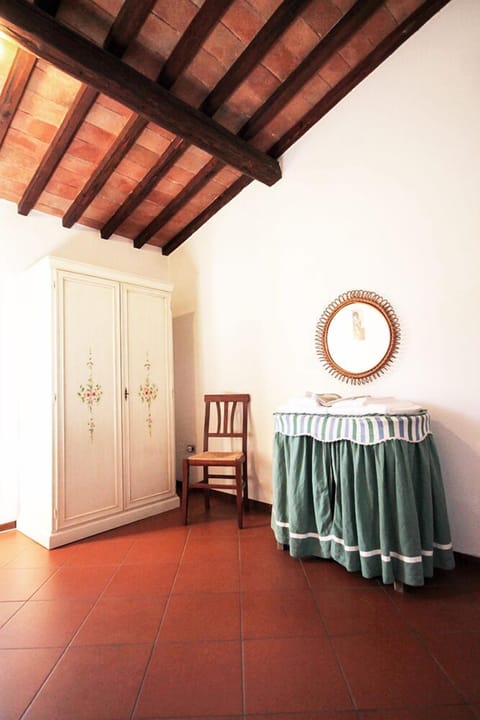 Details of Maggio bedroom