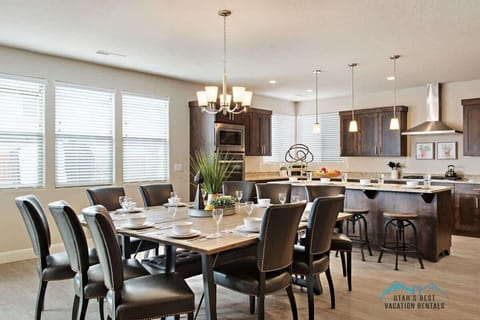 Large kitchen and dining table great for groups