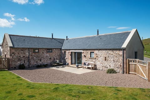 The Barn at Reedsford - rear aspect and garden