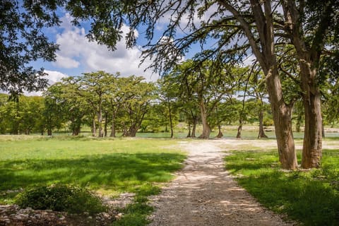 Riverfront view
#Frio #Frioriver #Garner #Neals 