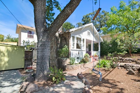 Front of house, view from driveway