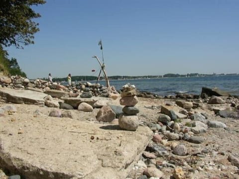 Beach nearby, sun loungers