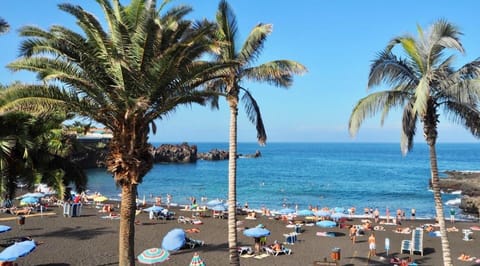 Beach nearby, beach towels