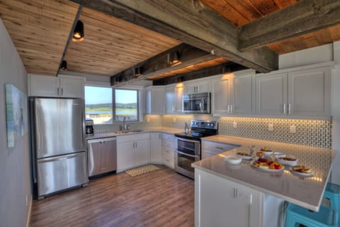 The fully furnished kitchen has all the utensils and spices you will need.