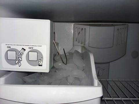 Ice maker in fridge