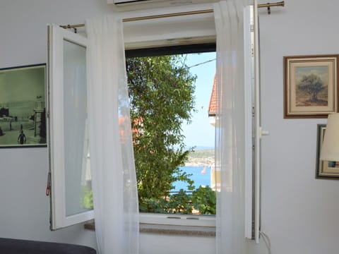 Plant, Building, Window, Flower, Tree, Cloud, Wood, Land Lot, House, Slope