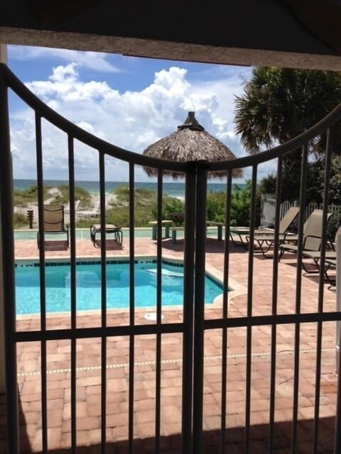 Gateway to the pool and beach!