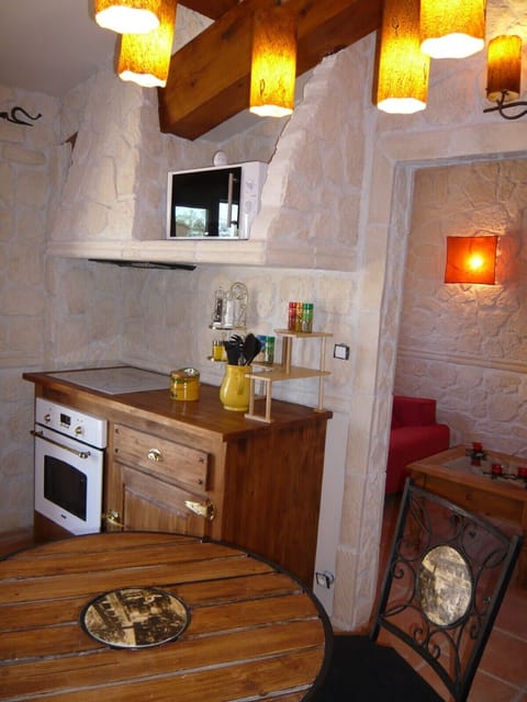 Kitchen and dining room